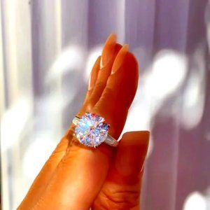 5 Carat Round Brilliant Cut Ring, 925 Sterling Silver